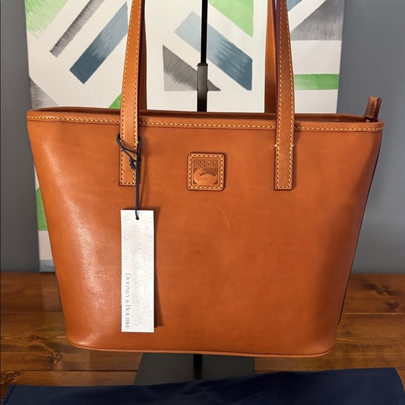 NWT Dooney & Bourke Florentine Small Charleston Shopper in Natural - Picture 2 of 14